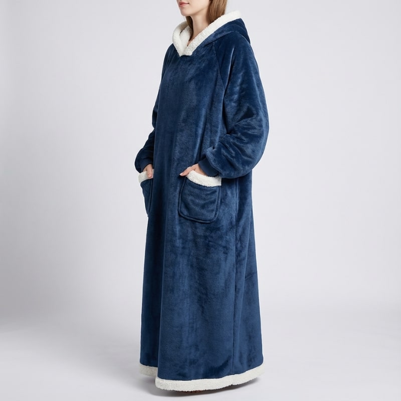Ilse Women’s Hooded Plush Robe – Full-Length Soft Cozy Loungewear
