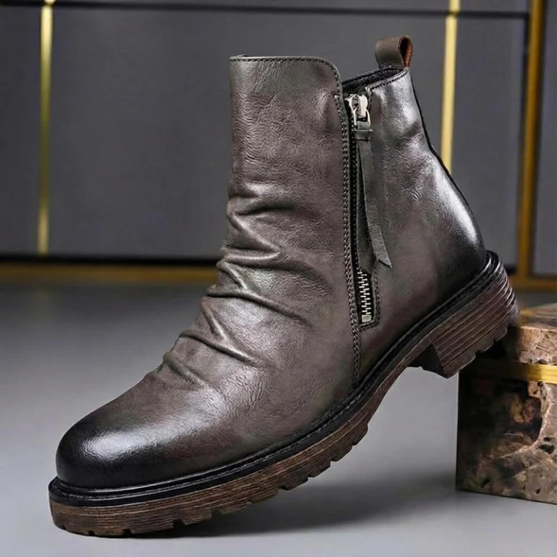 Manuel Men’s Leather Boots – Handcrafted Italian Leather with Cushioned Sole