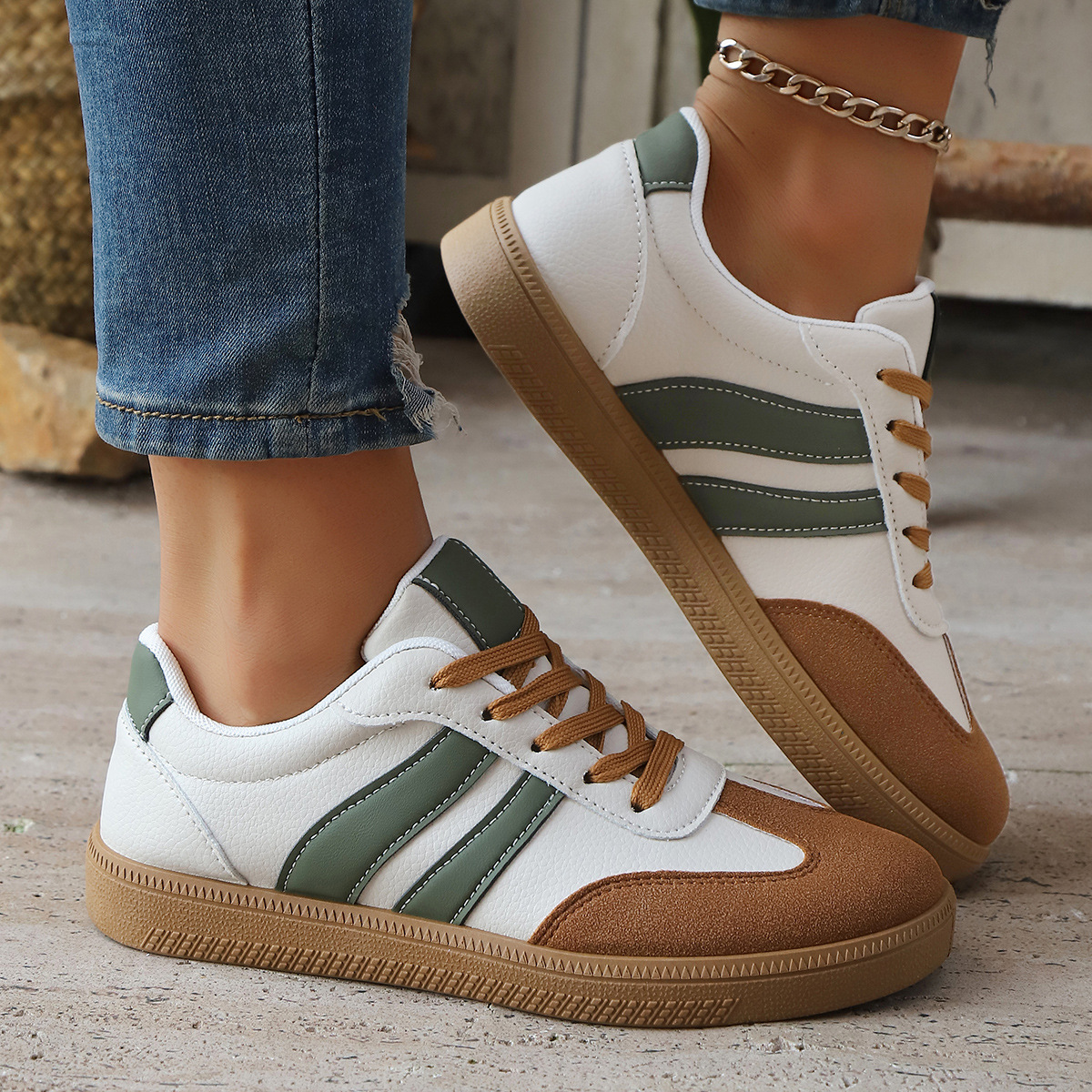 Eva Women's Trainer - Retro-inspired Lightweight Leather & Suede Sneakers
