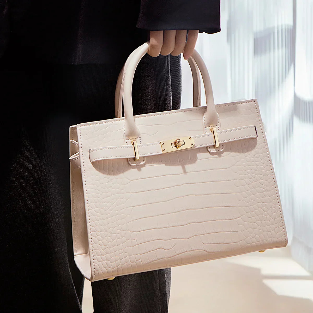 Katarina Women’s Handbag – Structured Genuine Leather with Buckle Closure & Crossbody Strap