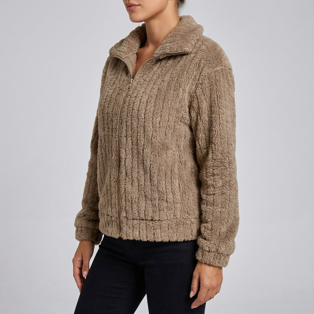 Leyla Women’s Faux Fur Jacket – Elegant Plush Outerwear for Winter Layering
