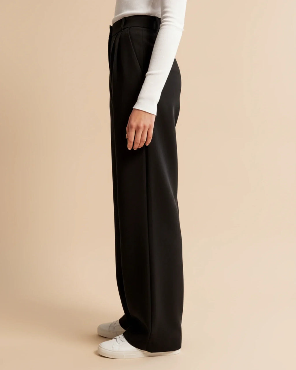 Cyril | High Waist Pleated Leg Trousers with Tailored Fit